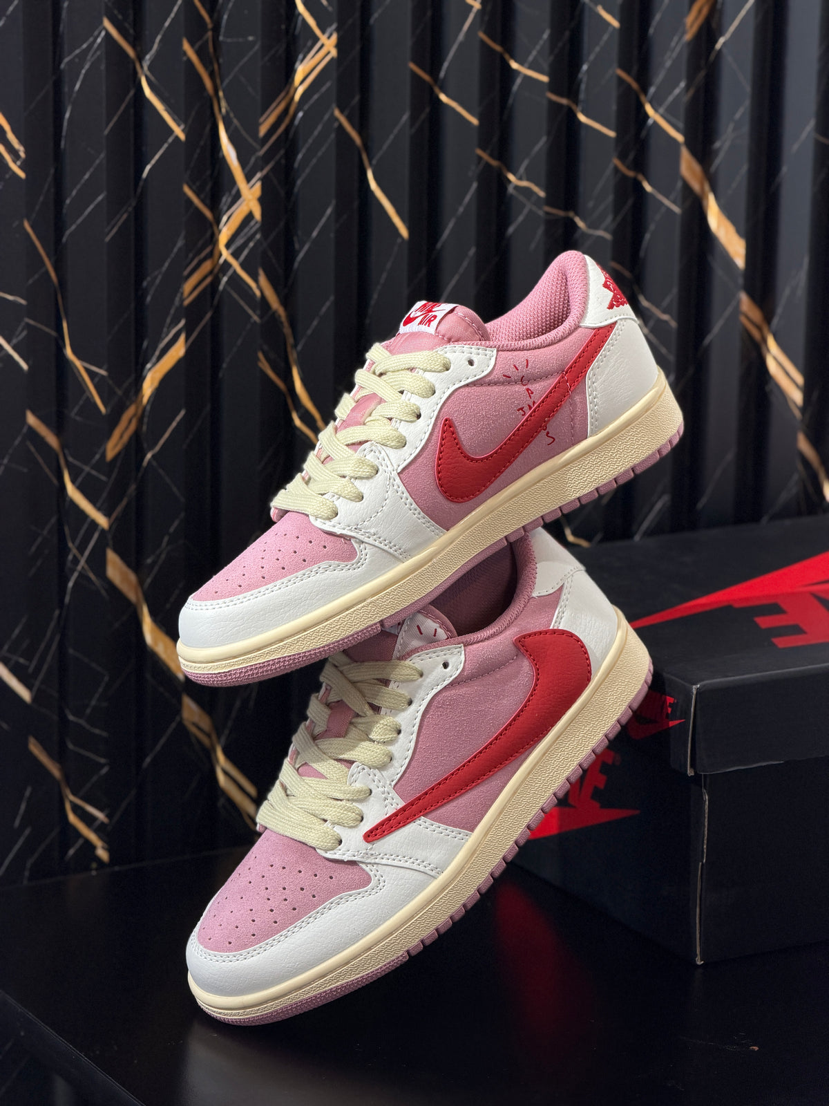 Nike Air Jordan 1 Low OG x Travis Scott "Tropical Pink"
