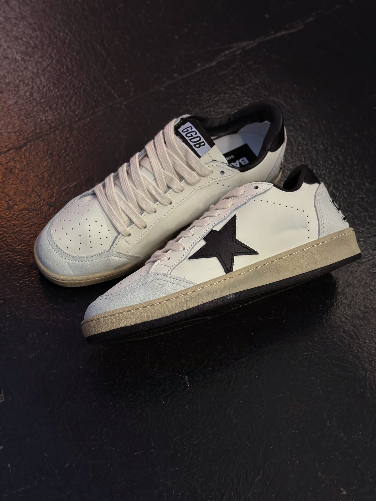 Golden Goose Ball Star Black (Mujer)