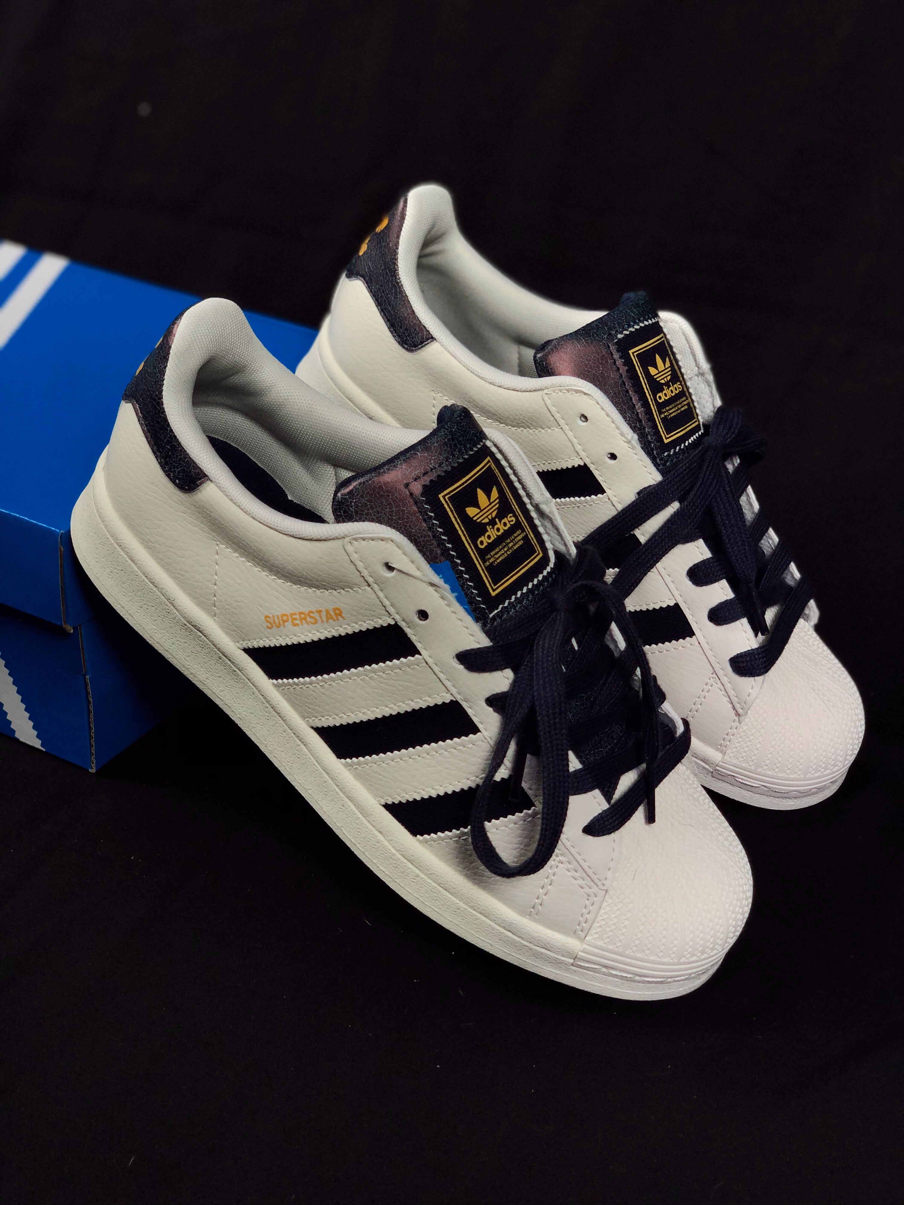 Adidas Superstars Tornasol