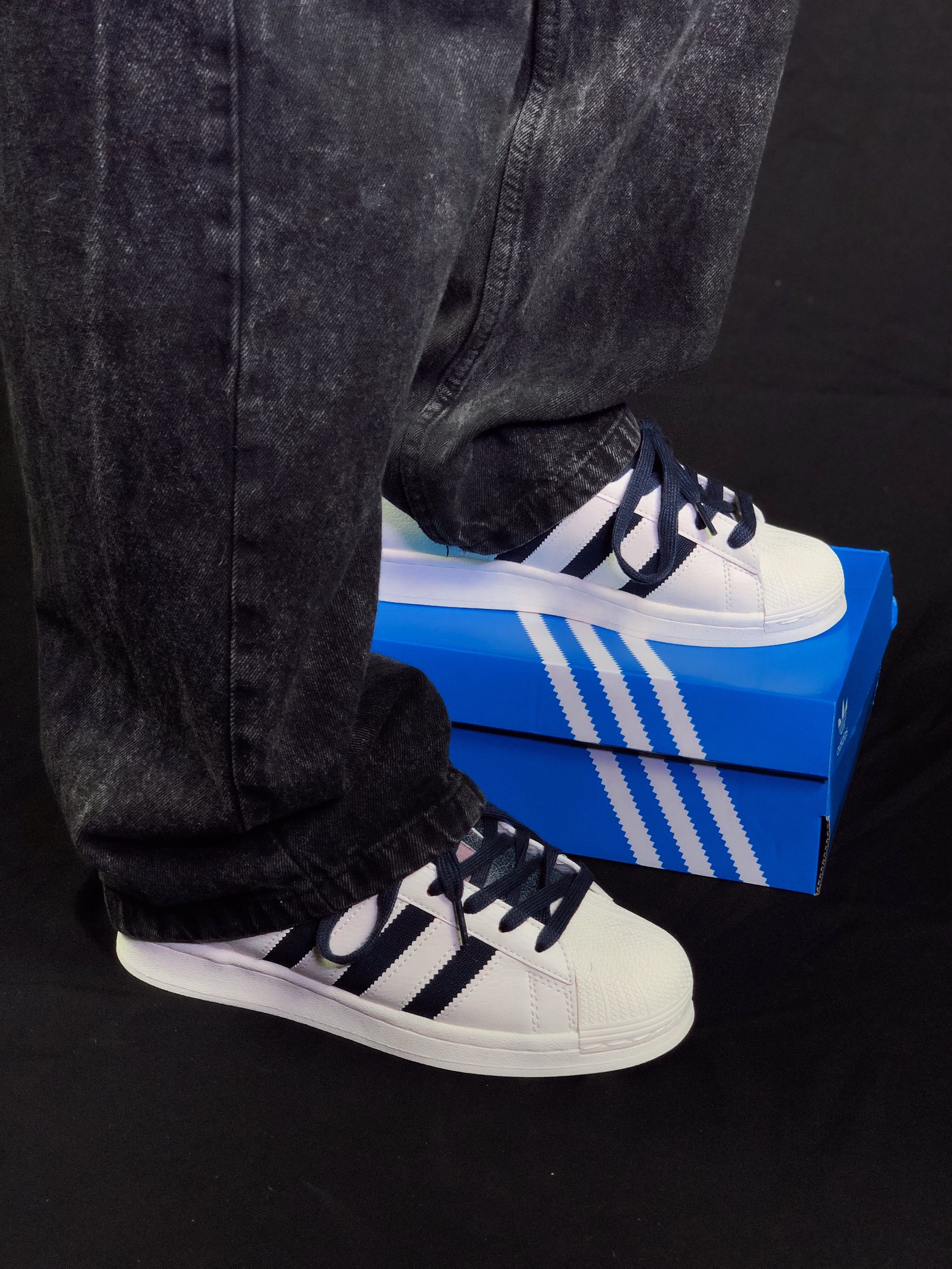 Adidas Superstars Tornasol