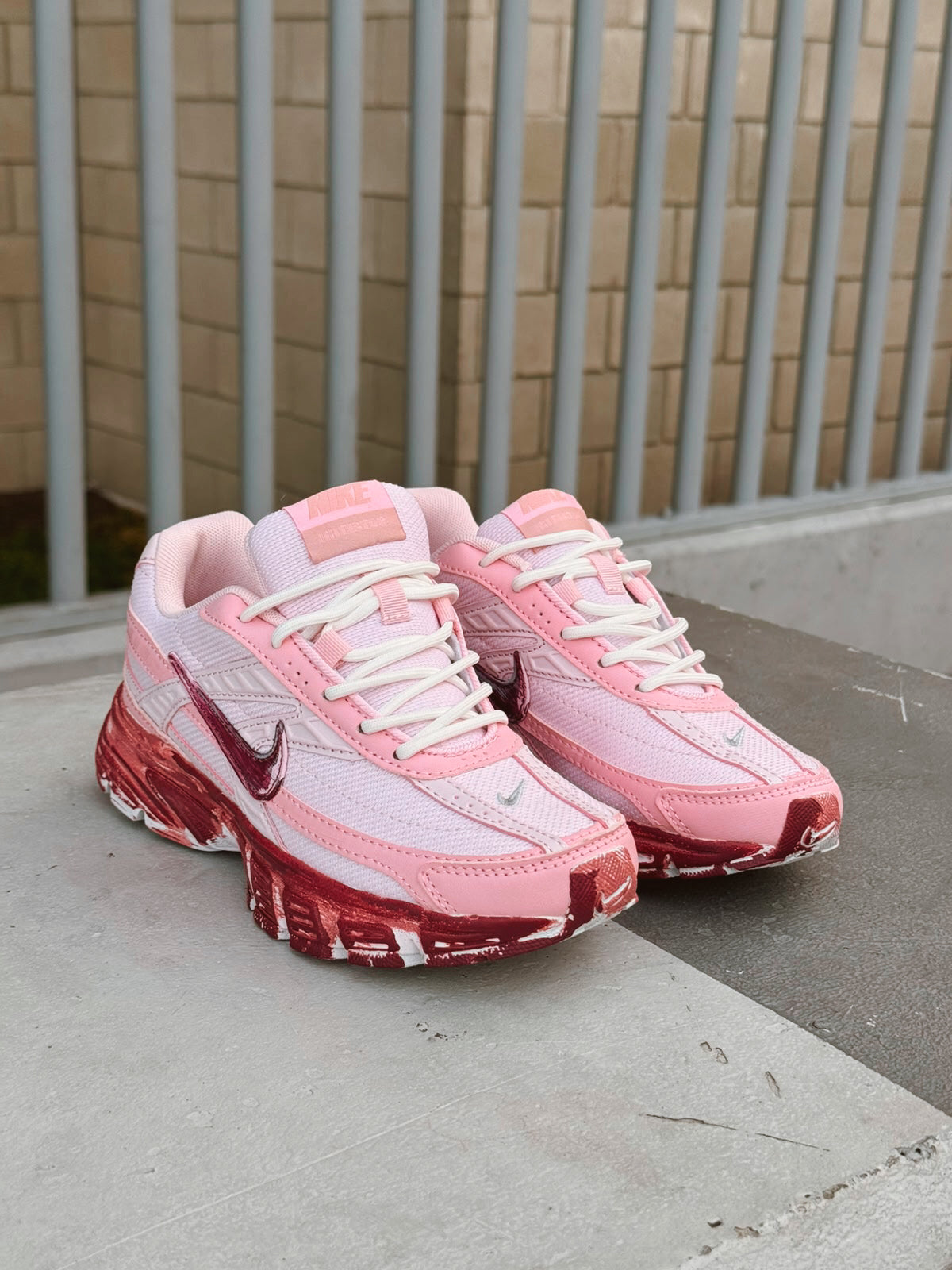 Nike Initiator