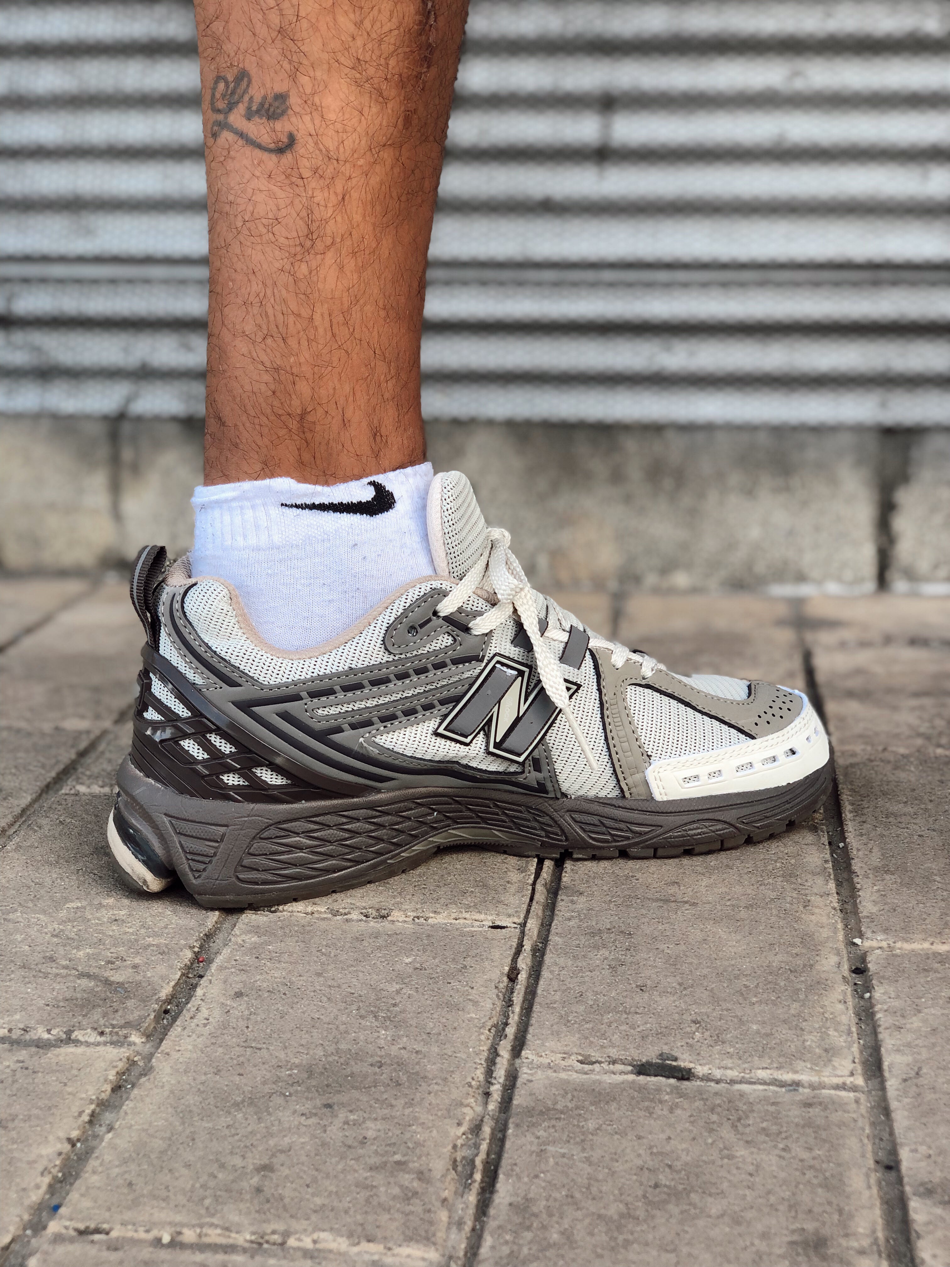 New Balance 1906R