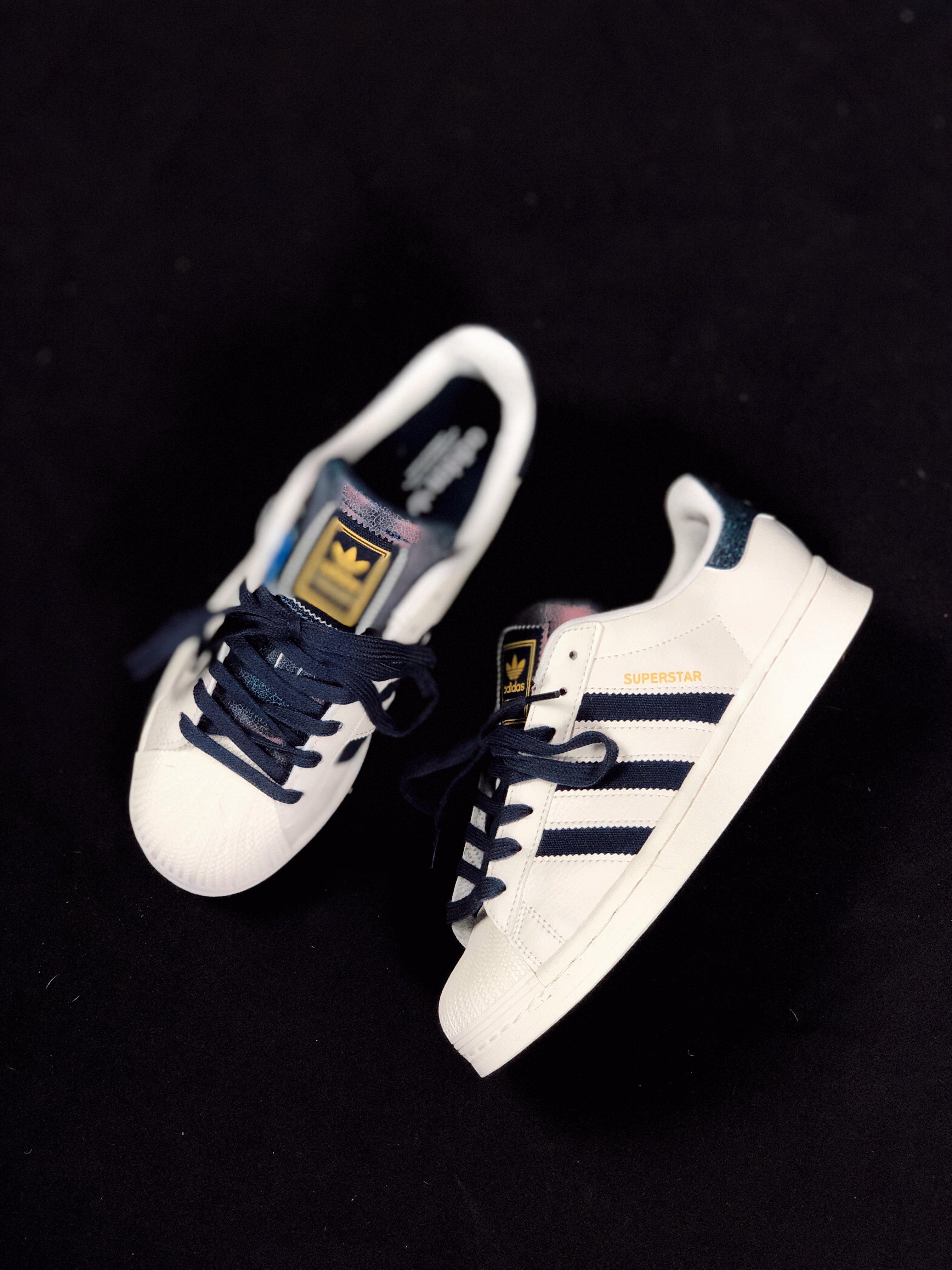 Adidas Superstars Tornasol