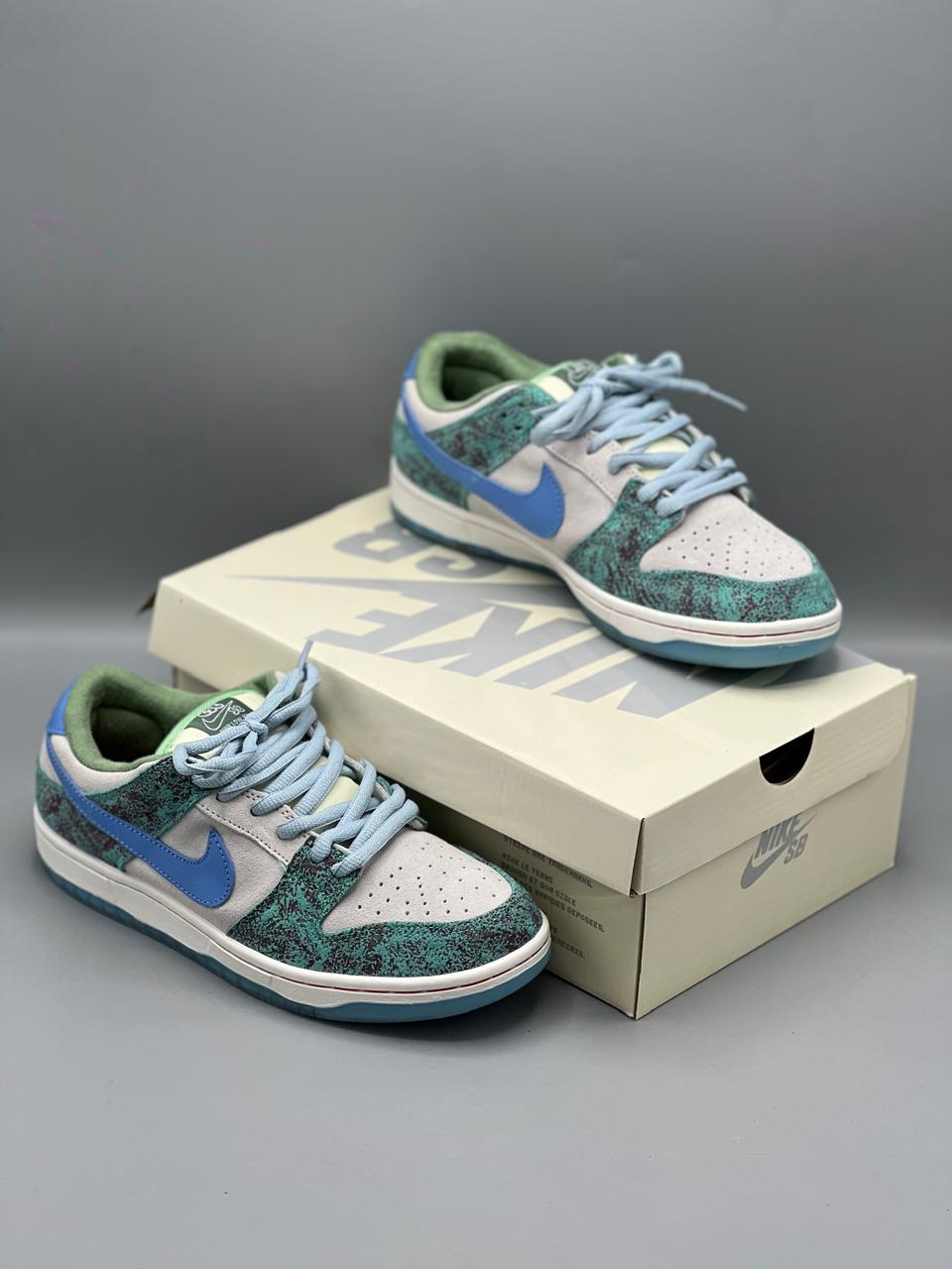 Nike SB Crenshaw Skate Club