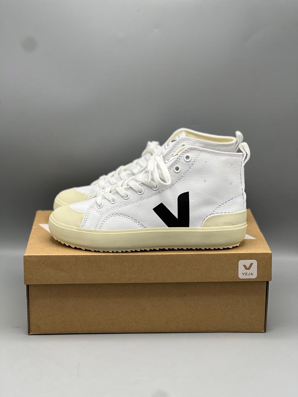 Veja Nova High-Top Canvas