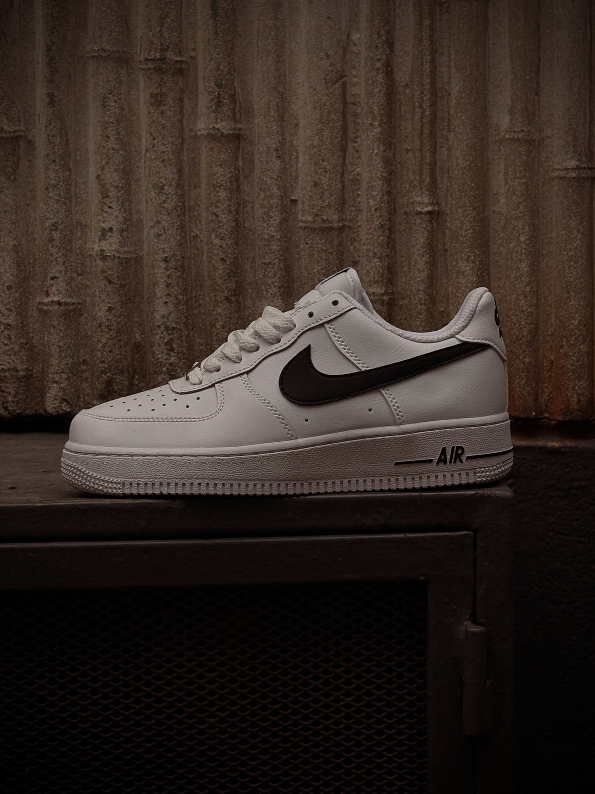 Nike Air Force 1 '07LV