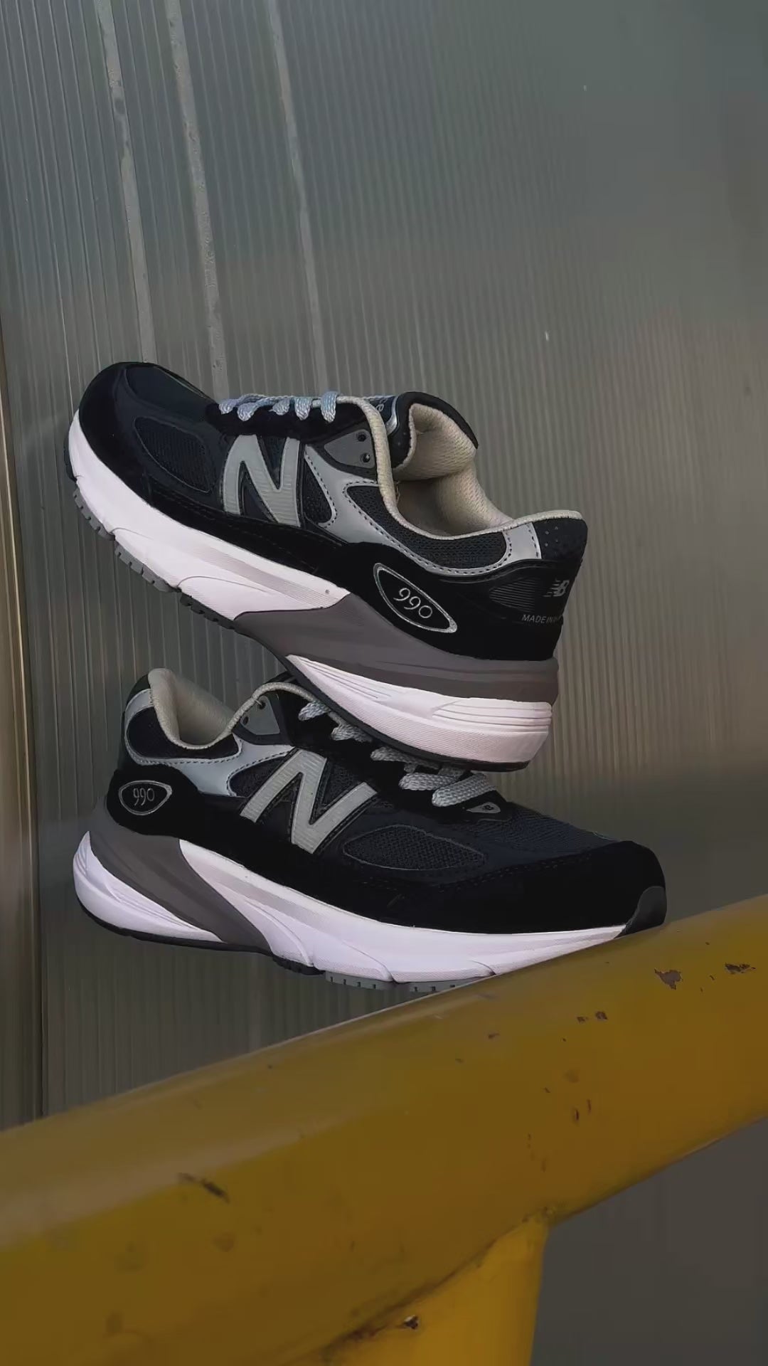 New Balance 990v6 Black